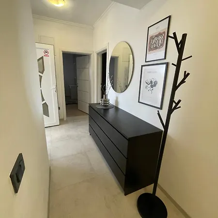 Primus Strbic 公寓 *