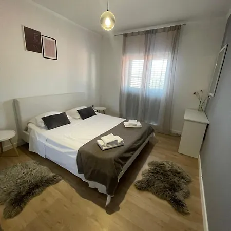 公寓 Primus Strbic *