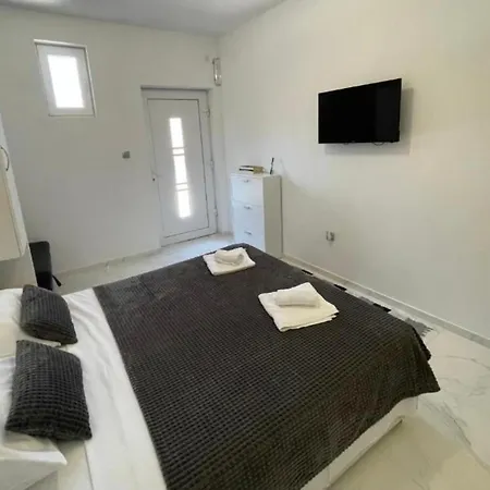 Primus Strbic Apartment